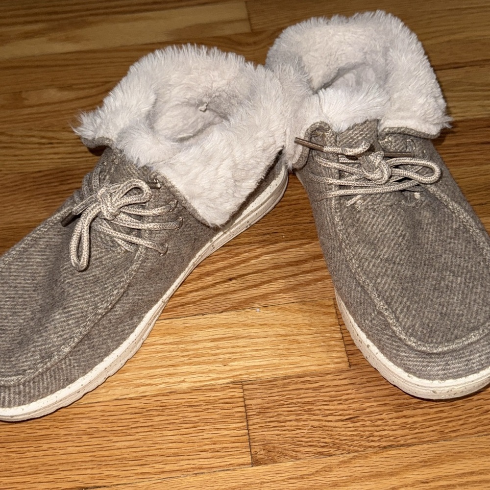 Women’s Hey Dude’s with Faux Fur Lining